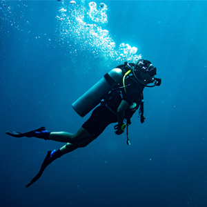 Solution numérique subaquatique pour faciliter le guidage des plongeurs professionnels et ROV
